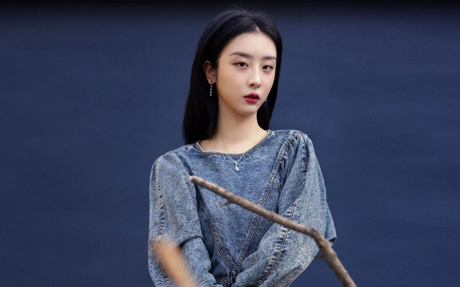 “滑轮赛场风云再起，成都滑轮中心见证突破极限”